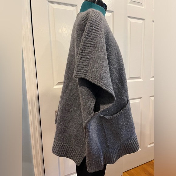 Hartford Ruana - Picture 3 of 6